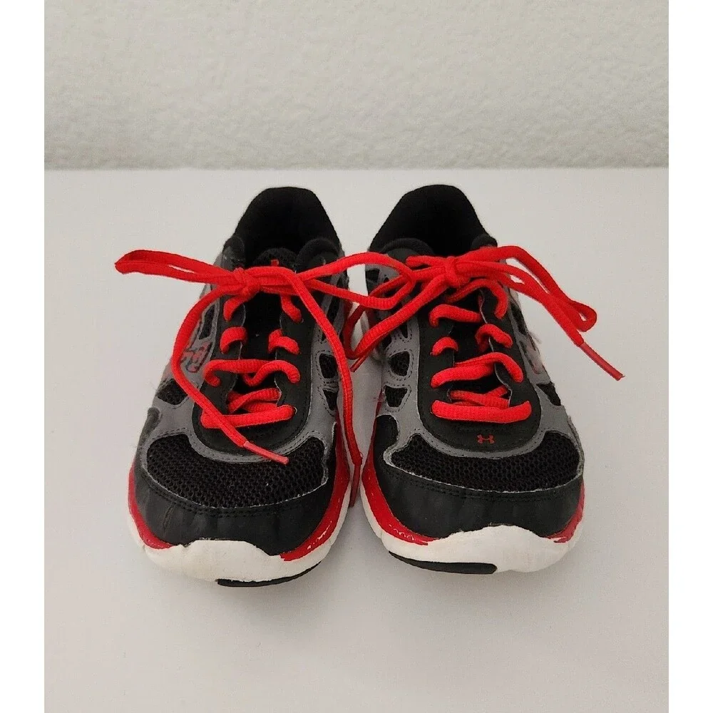 UNDER ARMOUR Micro G Engage BL Boys Running Shoe Red Gray Black Low Sneaker 3.5 - Picture 2 of 7